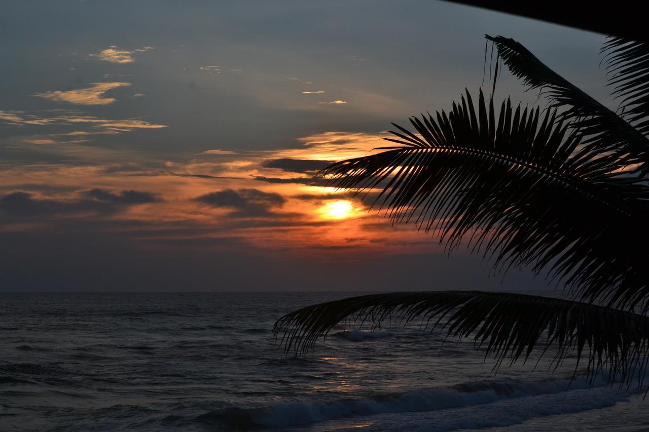 South Beach Resort Koggala Bagian luar foto