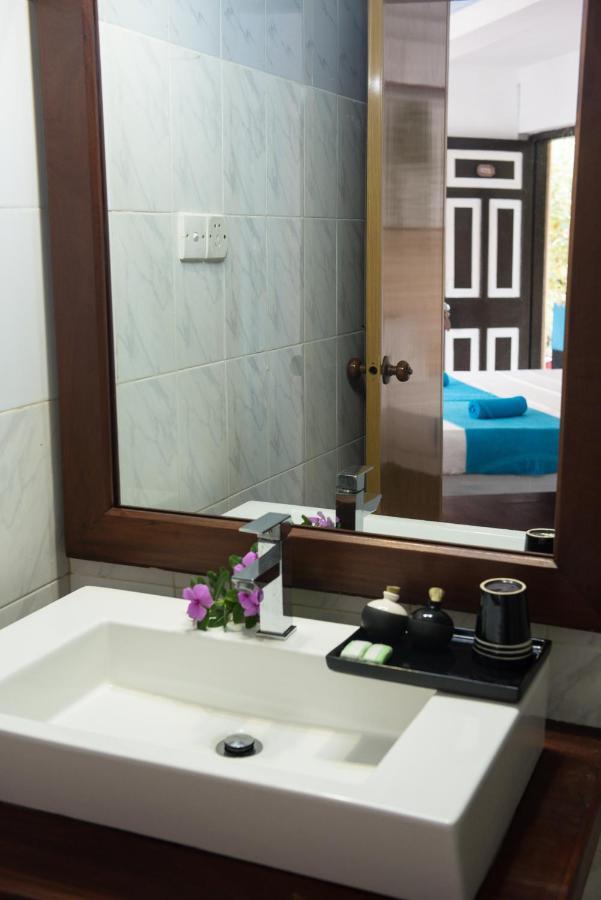 South Beach Resort Koggala Ruang foto